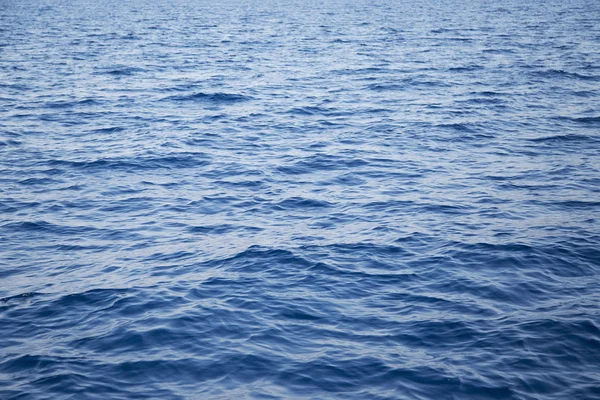 Spokój powierzchni wody — Zdjęcie stockowe