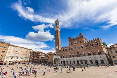 Siena 'daki Piazza del Campo