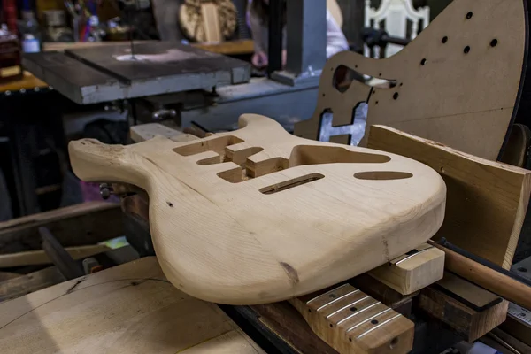 Atelier de guitare intérieur — Photo