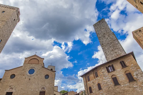 San Gimignano, eski kuleler de görüntülemek — Stok fotoğraf