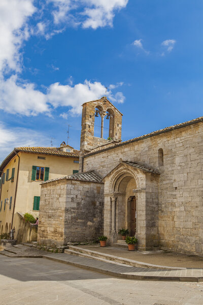 Collegiate church of Sts Quiricus and Julietta