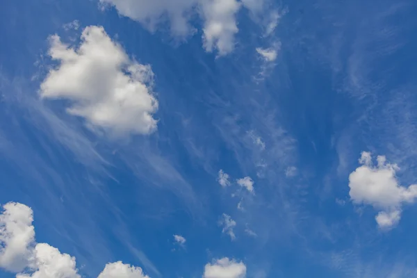 Clouds and sky view — Stock Photo, Image