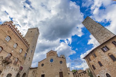 San gimignano kuleleri