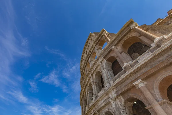 Antické Koloseum v Římě — Stock fotografie