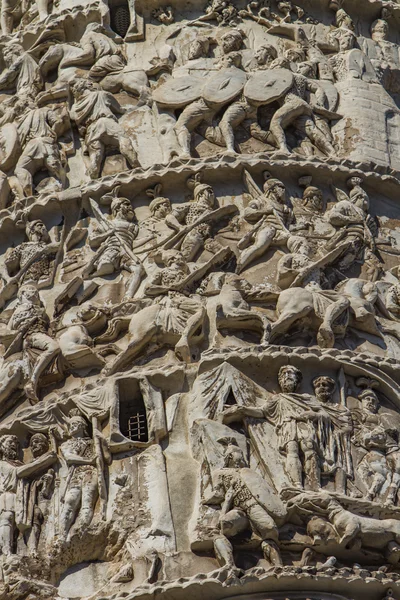 Kolumn av Marcus Aurelius i Rom — Stockfoto