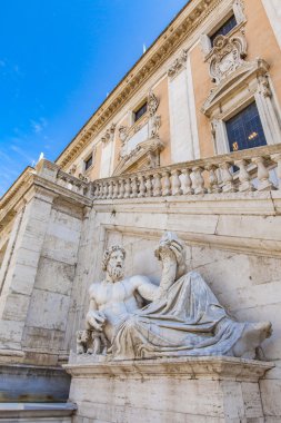 Roma'da Capitoline Tepesi