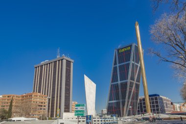 Puerta de Europa Kuleleriyle Plaza De Castilla