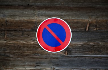 Duvar hiçbir Park işareti