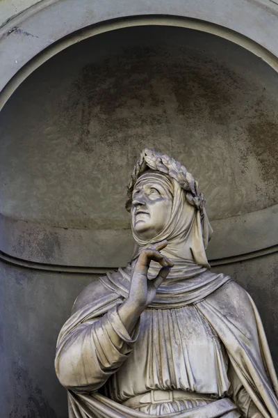 Francesco Petrarca monument — Zdjęcie stockowe