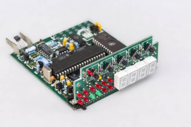 Elektronik bölümü basamaklı