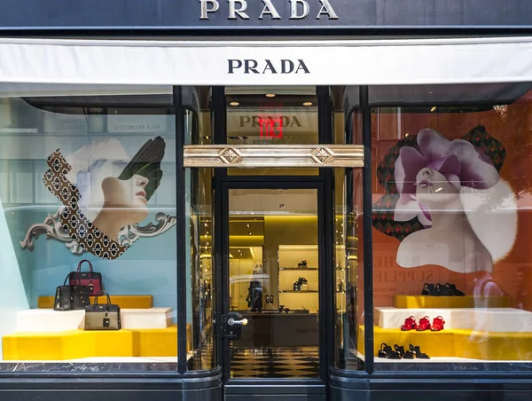 Prada store showcase — Stock Photo, Image