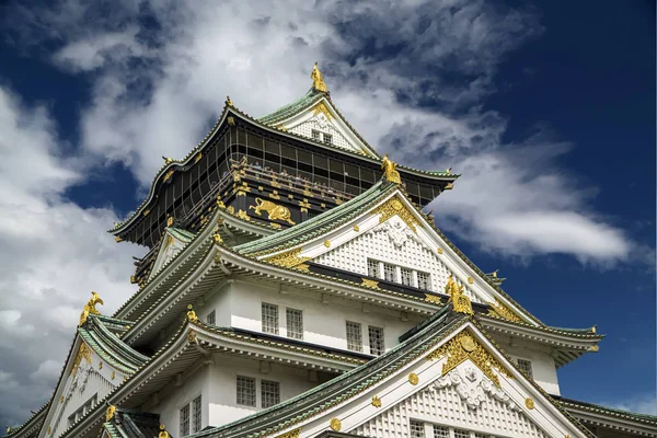 ปราสาทโอซาก้าในญี่ปุ่น — ภาพถ่ายสต็อก