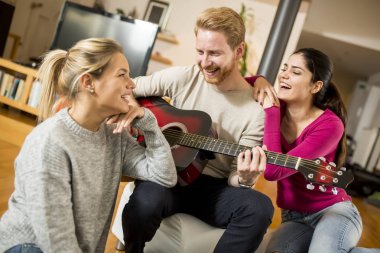 Parti ve dostluk kavramı