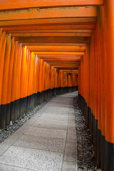 Fushimi inari храм в Кіото, джапан — стокове фото