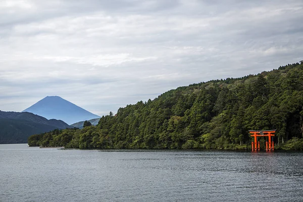 Hakone v jezeře Aši — Stock fotografie