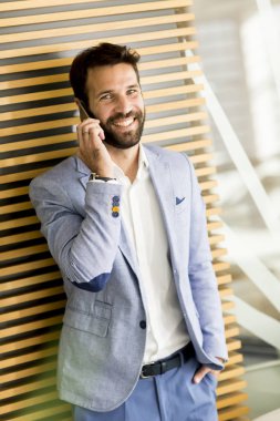 ofiste modern iş adamı