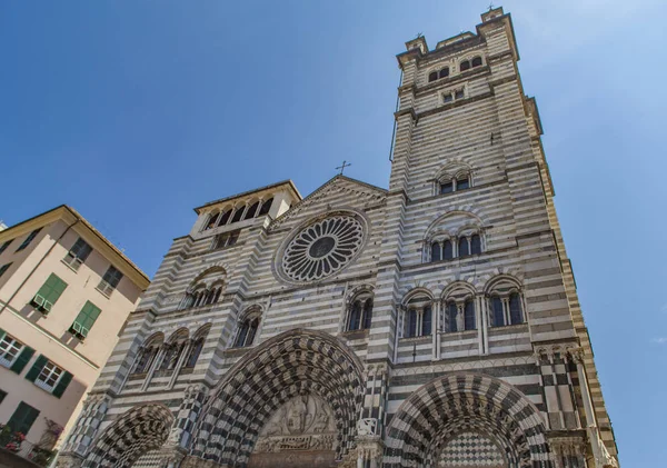 Cathédrale de Gênes en Italie — Photo