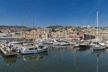 Marina Molo Vecchio Ceneviz 'de