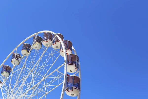 Roda gigante enorme — Fotografia de Stock