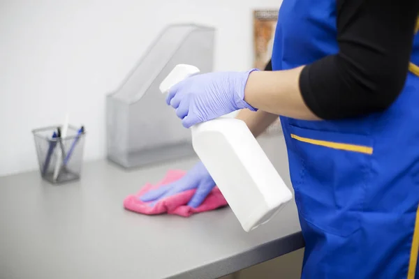 Dental office schoonmaken — Stockfoto