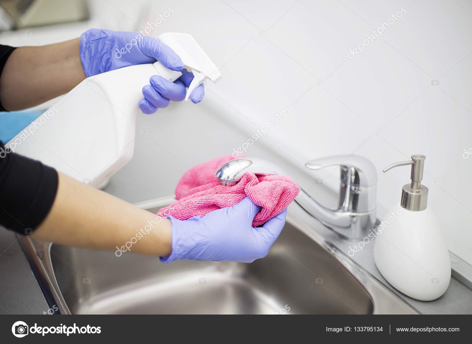 Cleaning dental office Stock Photo by ©boggy22 133795134