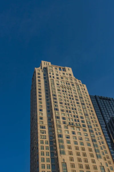 Edificio en la ciudad de Nueva York — Foto de Stock