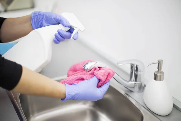 Cleaning dental office — Stock Photo, Image