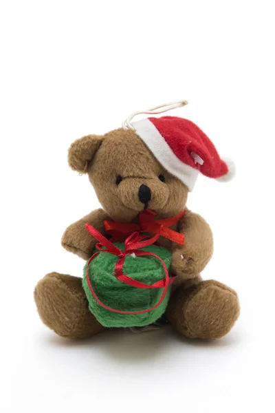 Niedlicher Spielzeugbär mit Weihnachtsgeschenk — Stockfoto