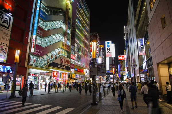 Akihabara ilçe Tokyo gece