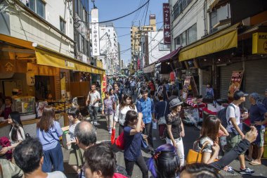 Tsukiji Balık pazarı Tokyo'da