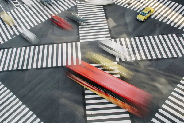 Kreuzung in ginza, tokyo — Stockfoto