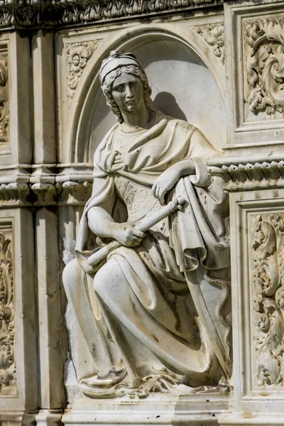 Fonte Gaia at Piazza del Campo in Siena — Stockfoto