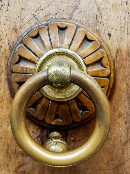 Staré dveře kliku — Stock fotografie