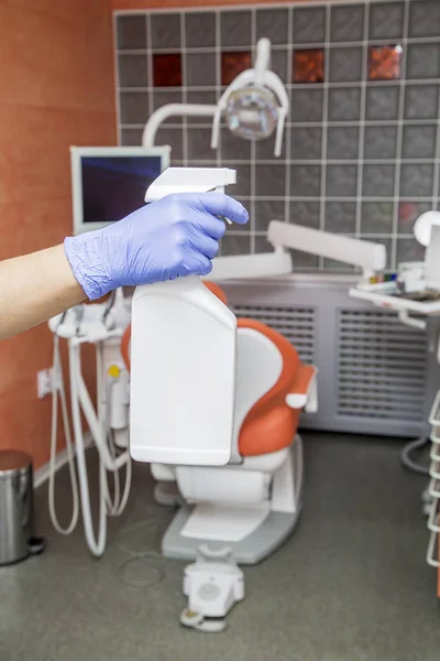 Cleaning dental office — Stock Photo, Image