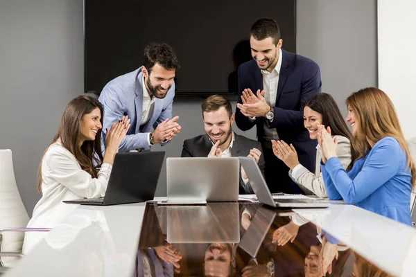 Young successful managers in offce — Stock Photo, Image