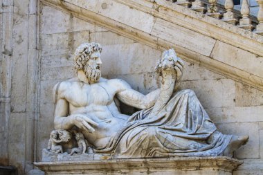 Capitoline Tepesi heykeli