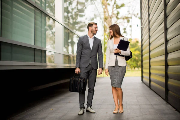 Jóvenes empresarios — Foto de Stock