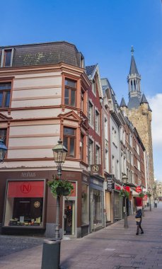 İnsanlar sokakta Aachen