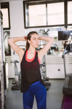 Wman ağırlıkları ile yapıyor