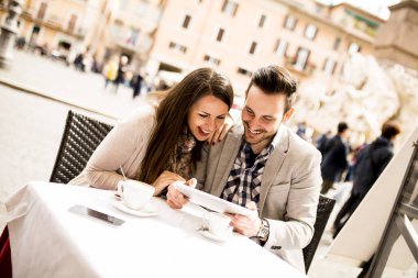 Çift alarak selfie Roma