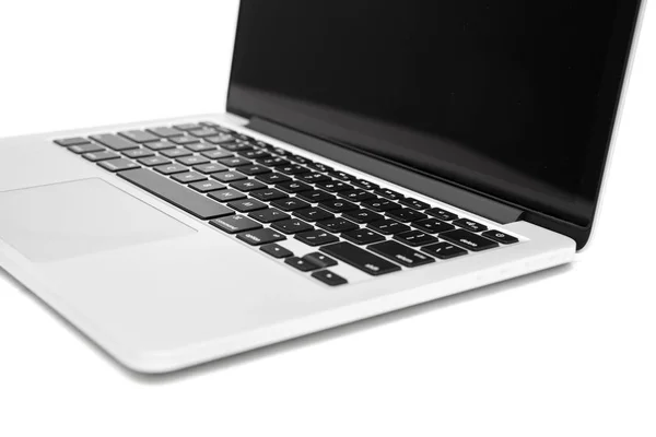 Laptop mit leerem Bildschirm — Stockfoto