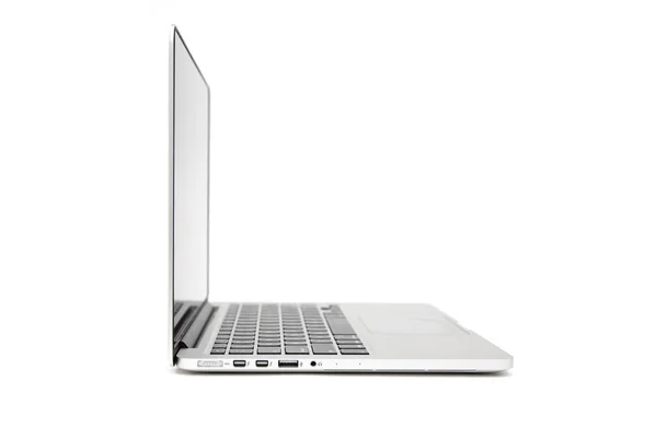 Портативный компьютер Macbook — стоковое фото