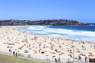 İnsanlar Bondi Beach