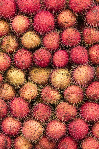 Frutas do Rambutão no mercado — Fotografia de Stock