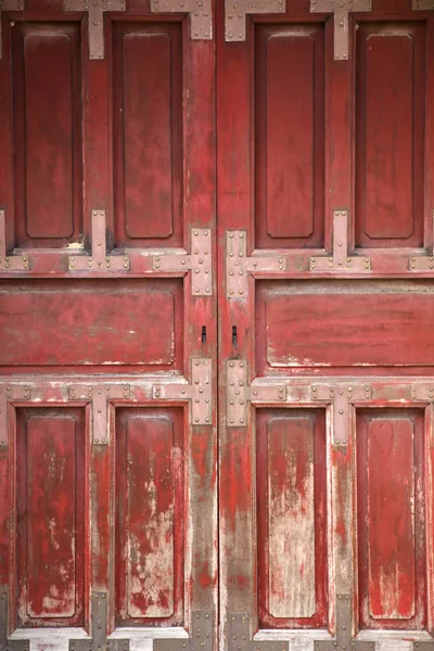 Rote Holzwand — Stockfoto