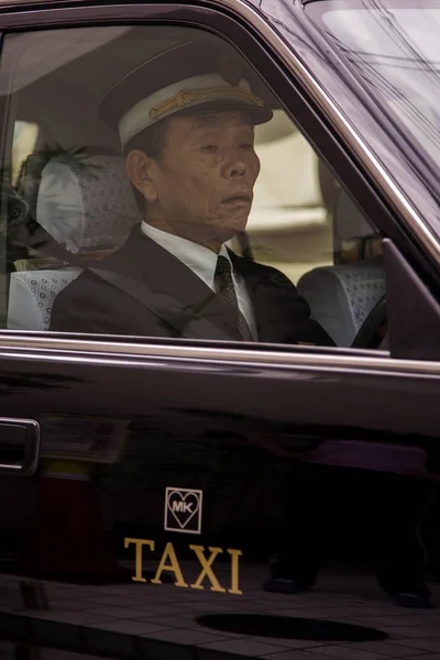 Kyoto taxi driver — Stock Photo, Image