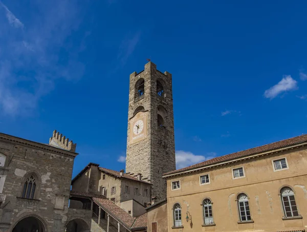 Campanone Torre Civica em Bergamo — Fotografia de Stock