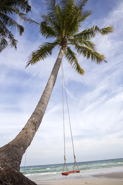 Tropical beach view — Stock Photo, Image