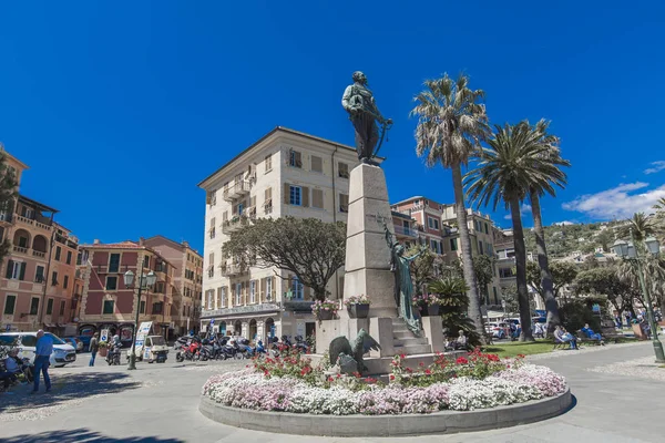 Denkmal für vittorio emanuele ii in santa margherita ligure — Stockfoto