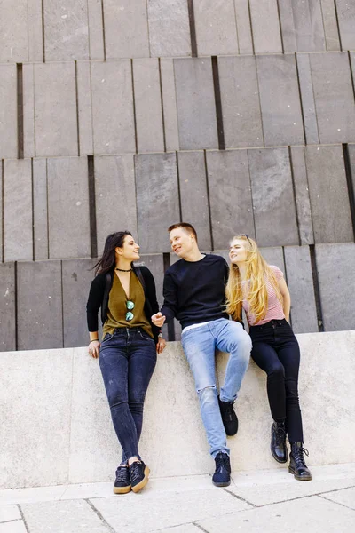 Three young friends — Stock Photo, Image